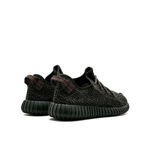 ✨Host Pick✨ Yeezy Boost 350 Pirate Black //  Sz 8